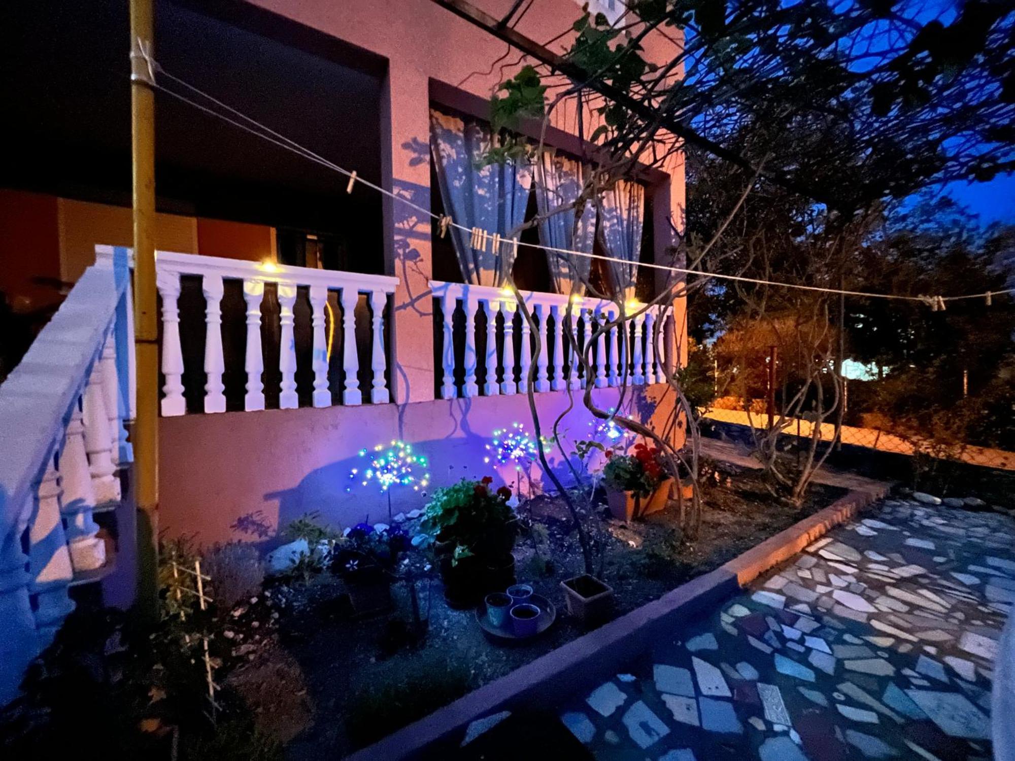 Mdm House Apartamento Sutomore Exterior foto